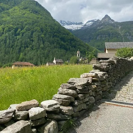 Hotel Antico Intragna